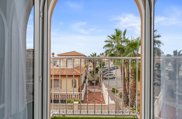 Reventa - Townhouse - La Florida