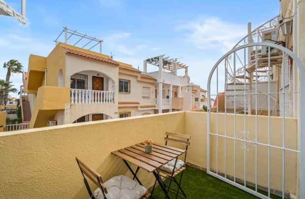 Reventa - Townhouse - La Florida