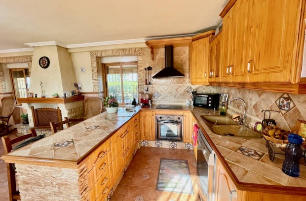 Revente - Villa Detached - Orihuela