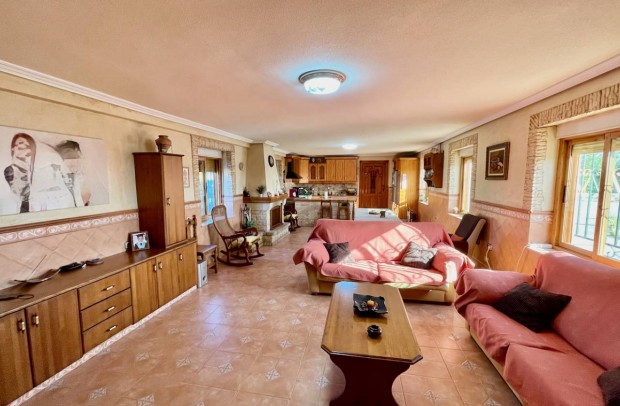 Revente - Villa Detached - Orihuela