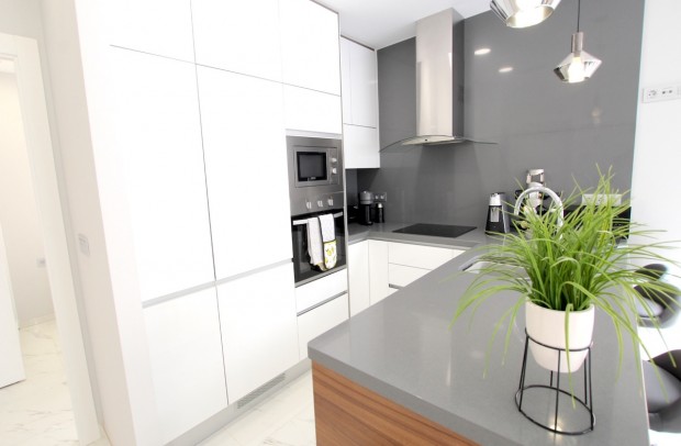 Revente - Villa Detached - Villamartin - Villamartín