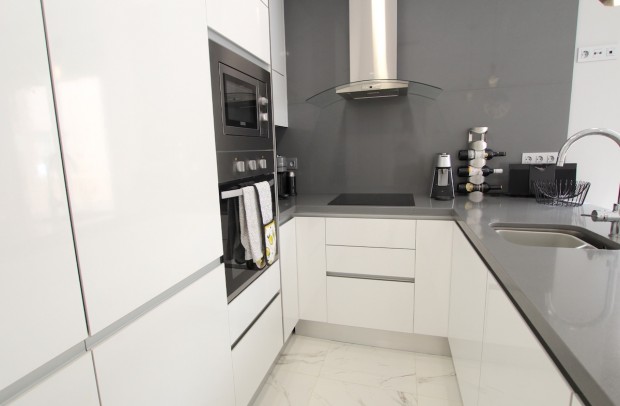 Revente - Villa Detached - Villamartin - Villamartín