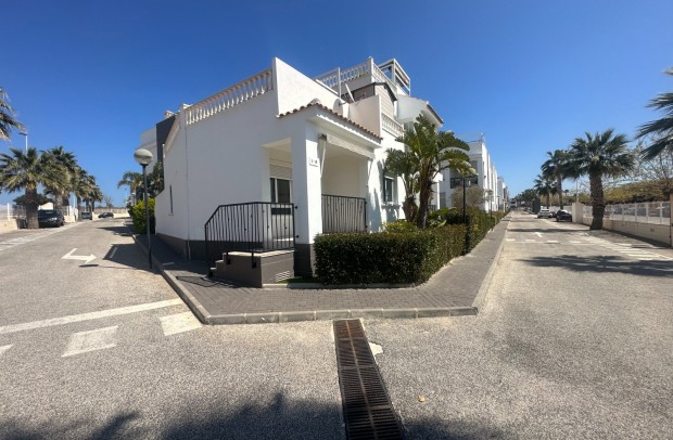 Resale - Bungalow - Torrevieja - Aguas Nuevas