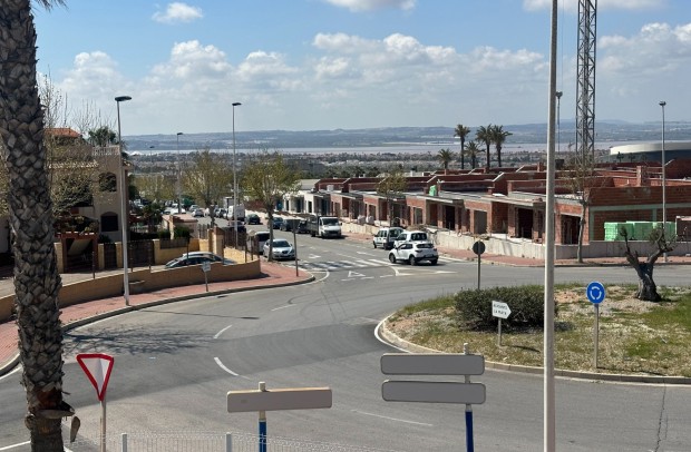 Resale - Bungalow - Torrevieja - Aguas Nuevas