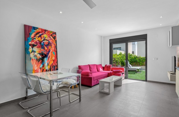 Resale - Villa Detached - Ciudad Quesada