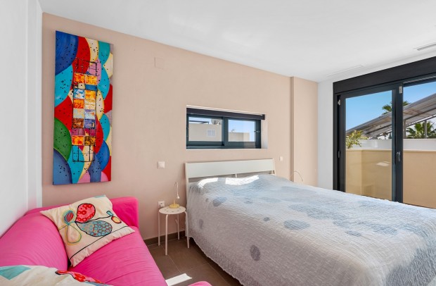 Resale - Villa Detached - Ciudad Quesada