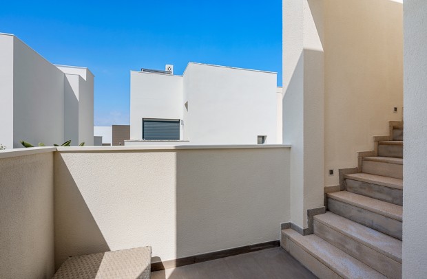 Resale - Villa Detached - Ciudad Quesada