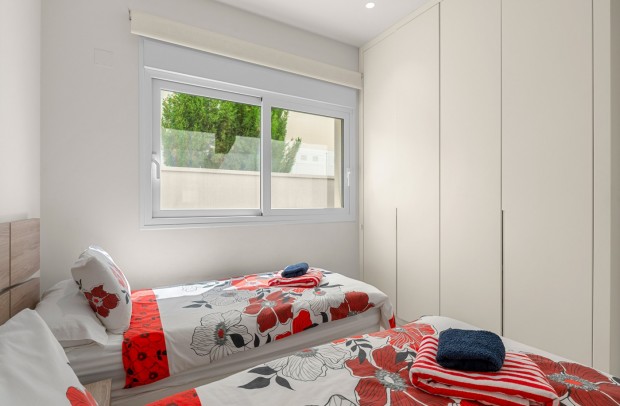 Revente - Villa Detached - Torrevieja