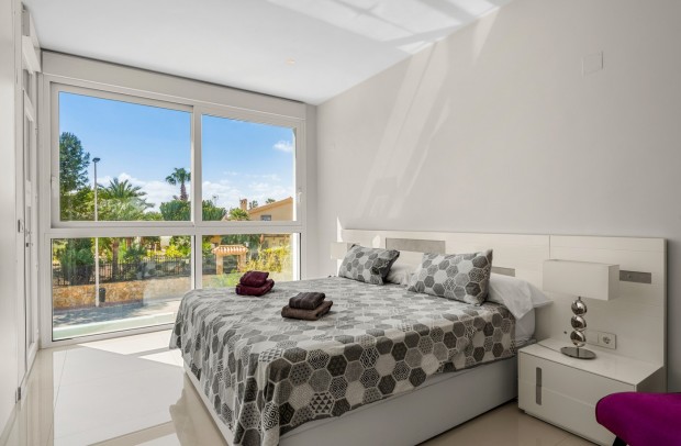 Revente - Villa Detached - Torrevieja