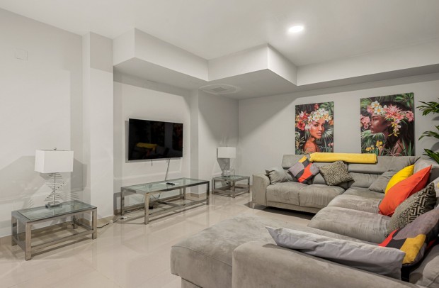 Revente - Villa Detached - Torrevieja