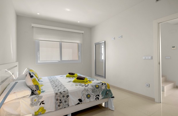 Revente - Villa Detached - Torrevieja