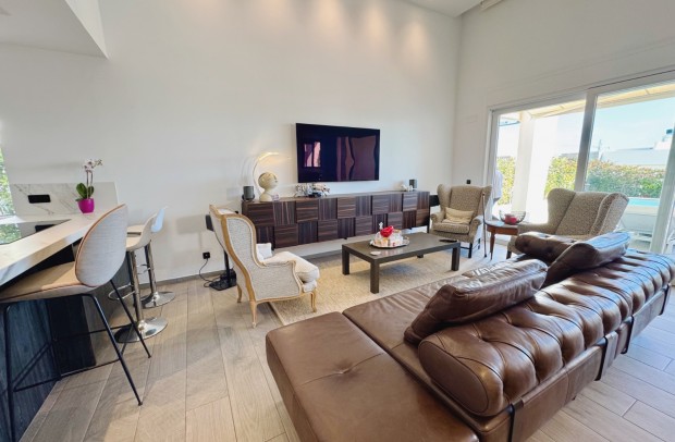 Resale - Villa Detached - Algorfa - La Finca Golf Resort