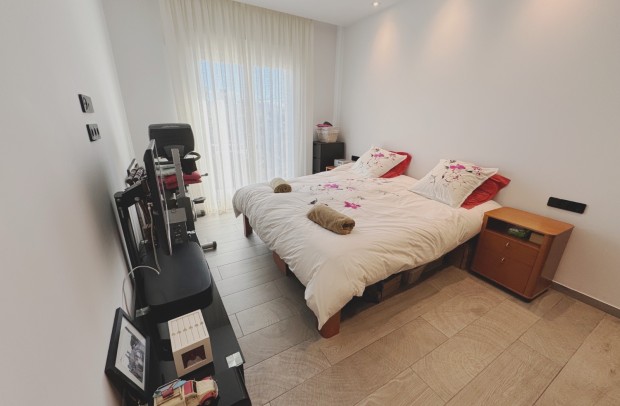 Resale - Villa Detached - Algorfa - La Finca Golf Resort