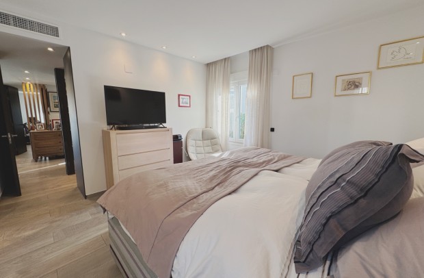 Resale - Villa Detached - Algorfa - La Finca Golf Resort