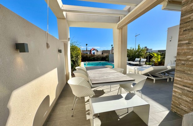 Resale - Villa Detached - Algorfa - La Finca Golf Resort