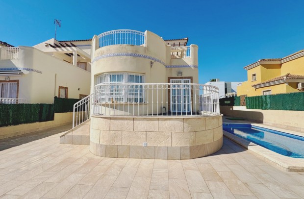 Resale - Villa Detached - Guardamar del Segura - EL RASO