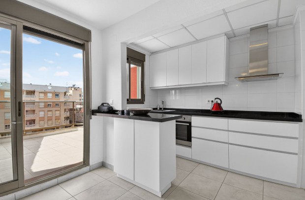 Resale - Apartment - Guardamar del Segura - Centro