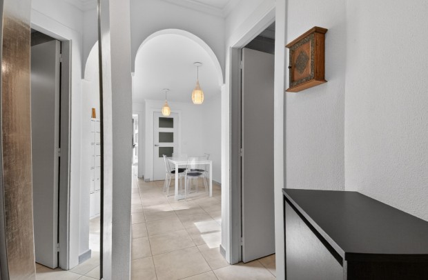 Resale - Apartment - Guardamar del Segura - Centro