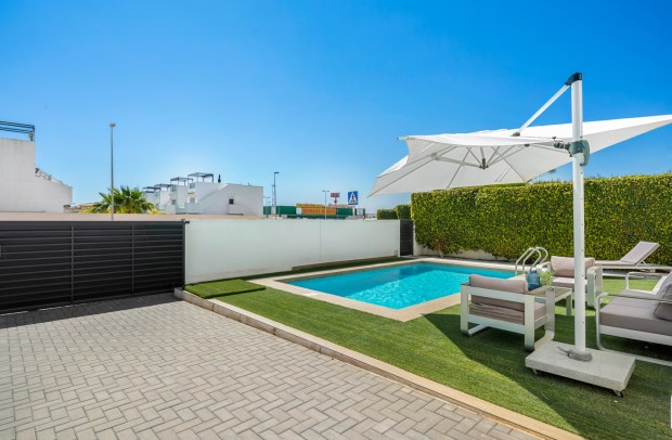 Resale - Villa Detached - Ciudad Quesada