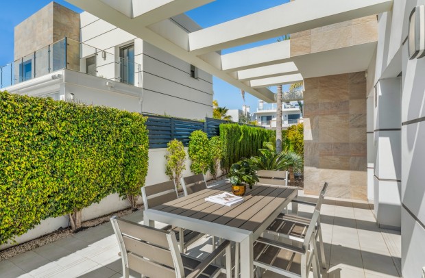 Resale - Villa Detached - Ciudad Quesada