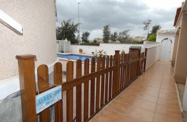 Resale - Villa Detached - La Marina