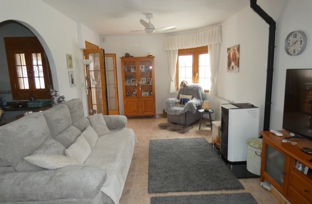 Resale - Villa Detached - La Marina