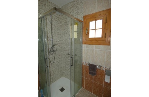 Resale - Villa Detached - La Marina