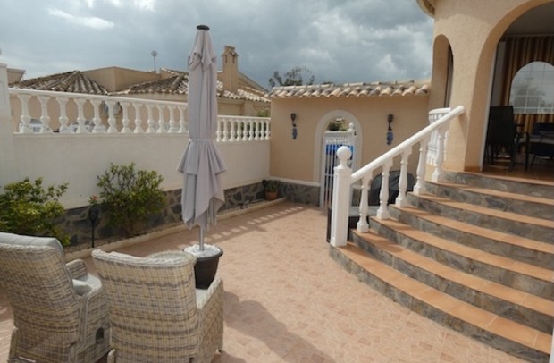 Resale - Villa Detached - La Marina