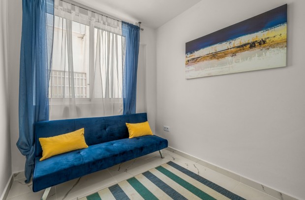 Resale - Apartment - Torrevieja - Playa de El Cura