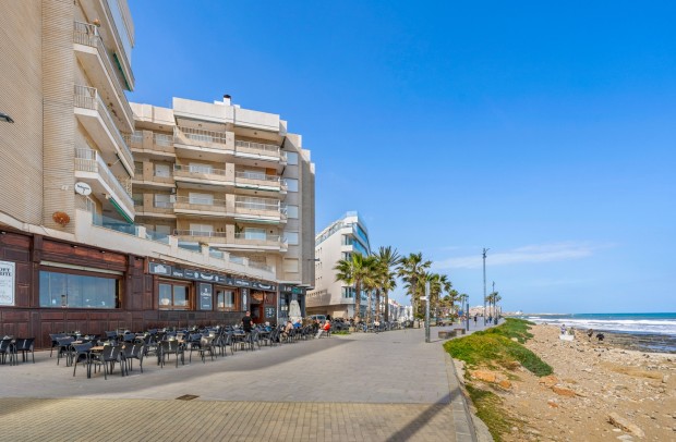 Resale - Apartment - Torrevieja - Playa de El Cura