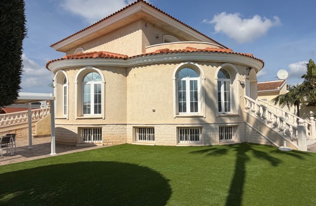 Resale - Villa Detached - Ciudad Quesada - Doña Pena