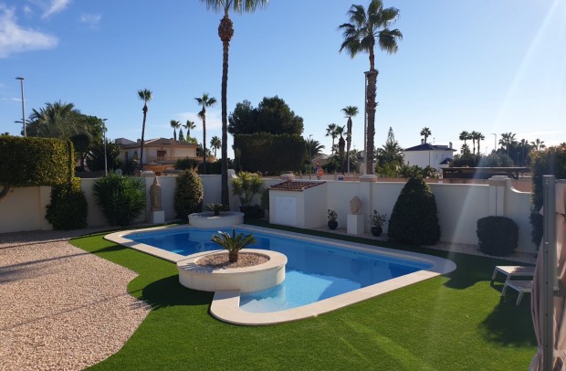 Resale - Villa Detached - Ciudad Quesada - Doña Pena