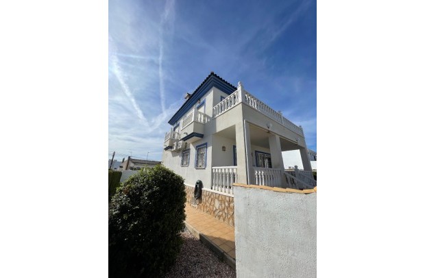 Reventa - Villa Detached - Ciudad Quesada