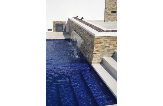 Resale - Villa Detached - Torrevieja - La Siesta