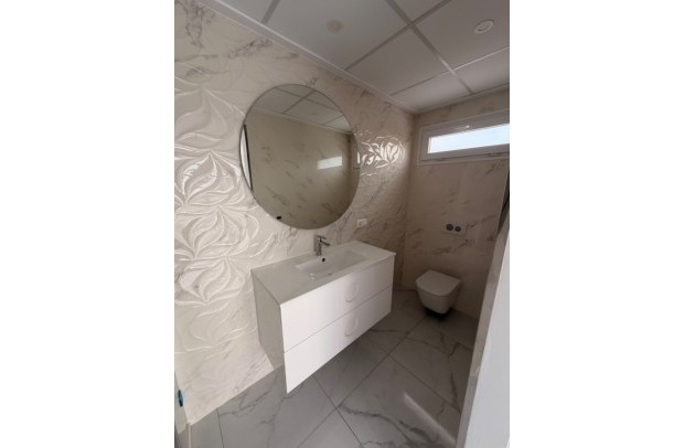 Resale - Villa Detached - Torrevieja - La Siesta