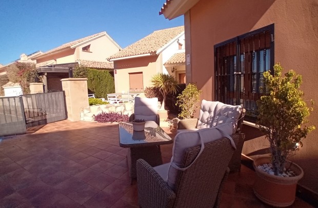 Resale - Villa Detached - Algorfa - La Finca Golf Resort