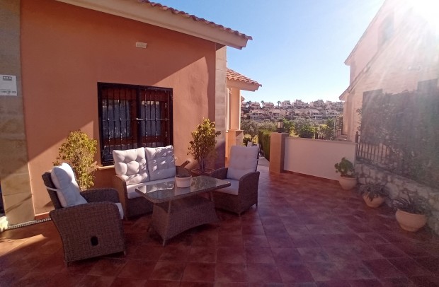 Resale - Villa Detached - Algorfa - La Finca Golf Resort
