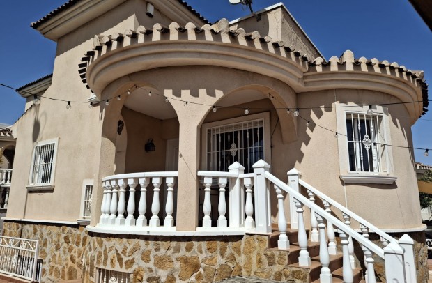 Resale - Villa Detached - Ciudad Quesada - Doña pepa