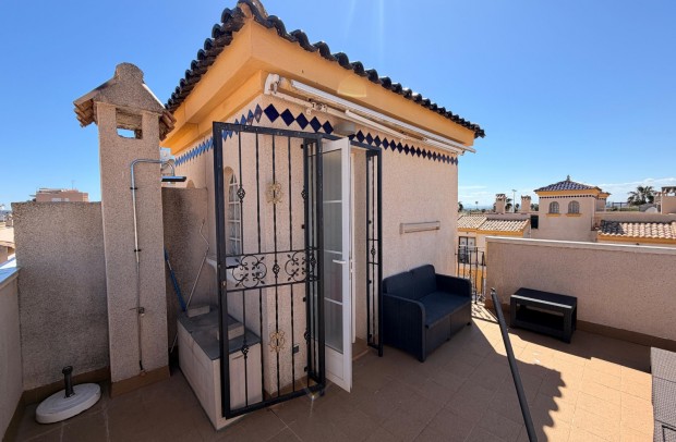 Resale - Townhouse - El Raso
