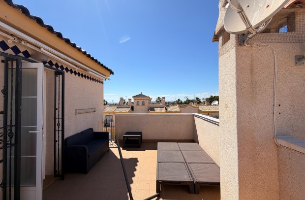 Resale - Townhouse - El Raso