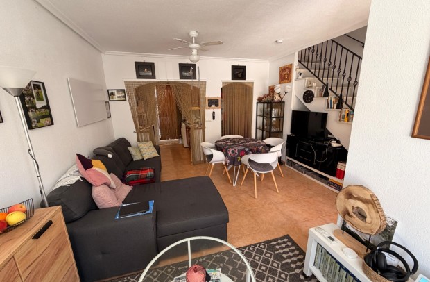 Resale - Townhouse - El Raso
