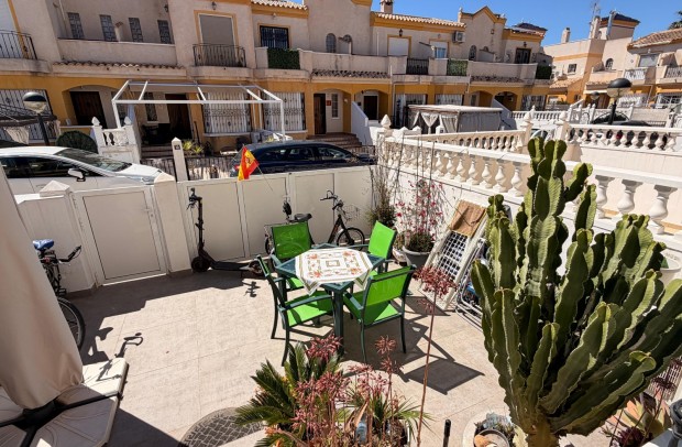 Resale - Townhouse - El Raso