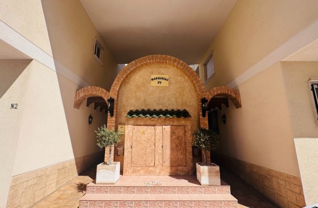 Resale - Apartment - Jacarilla