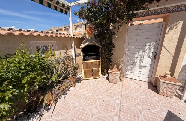 Resale - Bungalow - Dona Pepa