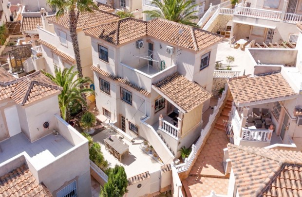 Resale - Villa Detached - Ciudad Quesada - La Marquesa