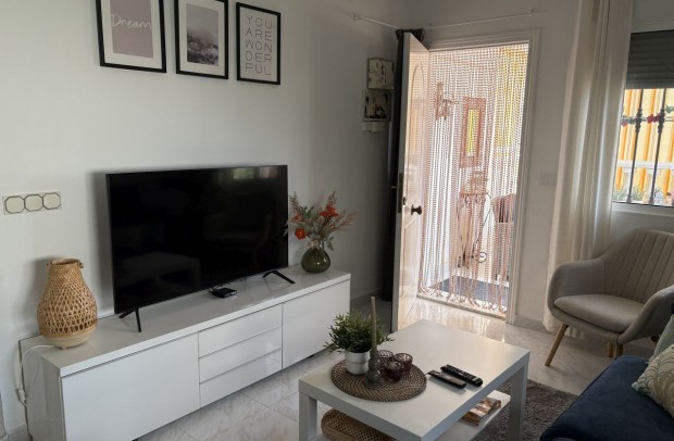 Resale - Villa Detached - Ciudad Quesada - La Marquesa