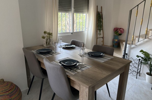 Resale - Villa Detached - Ciudad Quesada - La Marquesa
