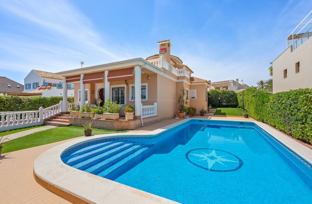 Revente - Villa Detached - Torrevieja - La Mata