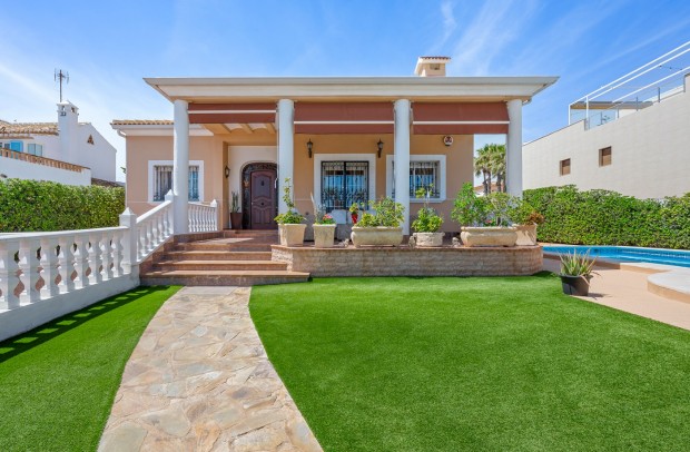 Revente - Villa Detached - Torrevieja - La Mata