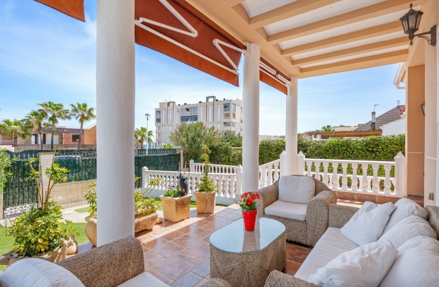 Revente - Villa Detached - Torrevieja - La Mata